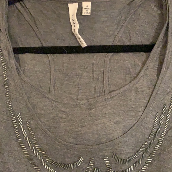 Asymmetrical shirt - Picture 5 of 7